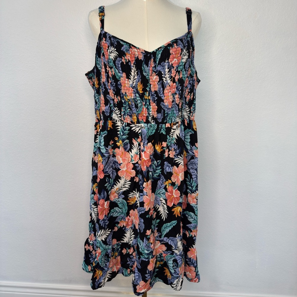 Torrid Size 4 Floral Smocked Midi Dress – Adjustable Straps